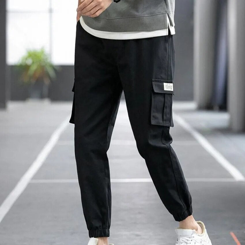 Comfortable Loose Fit Black Cargo Pants for Men - OutfitLondon