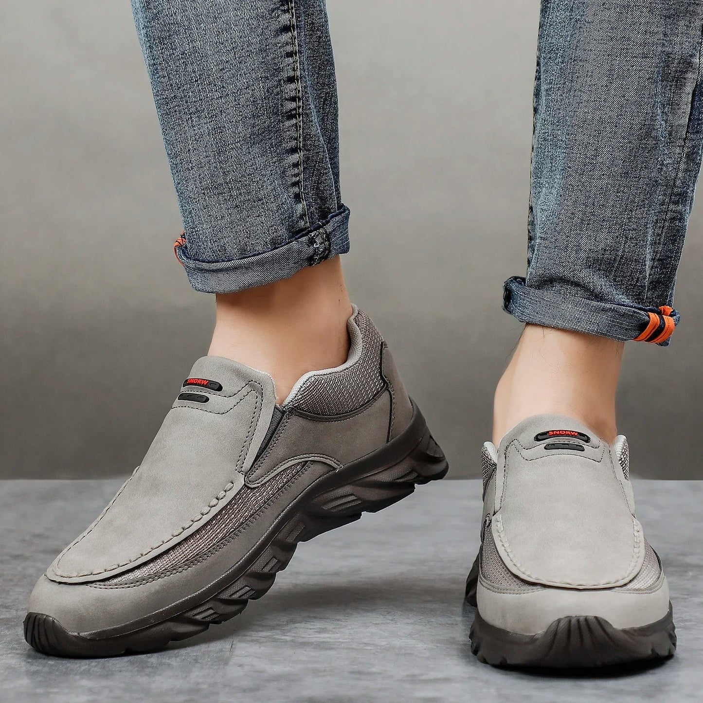 Lightweight Airy Sport Shoes