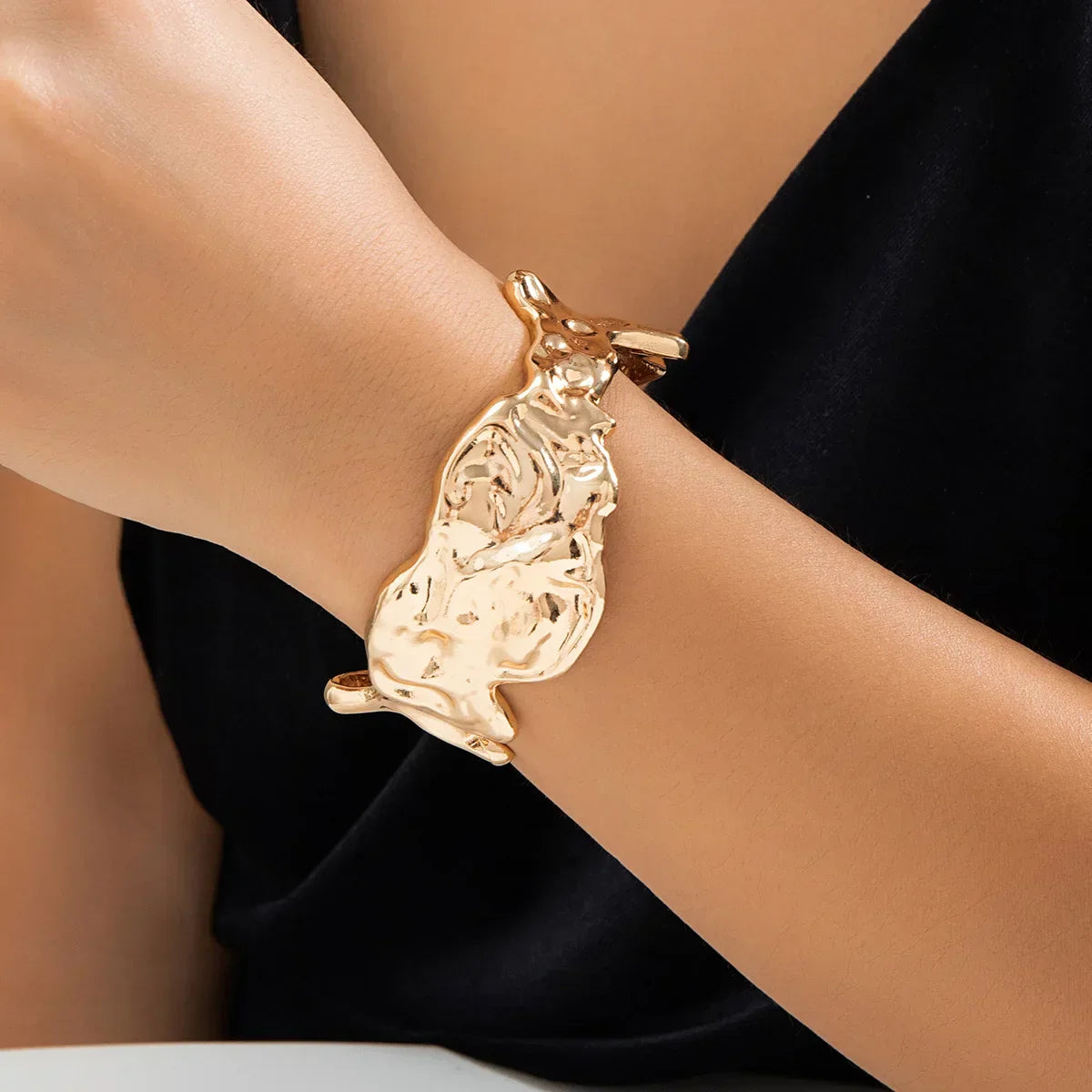 Elegant Abstract Jewelry Set