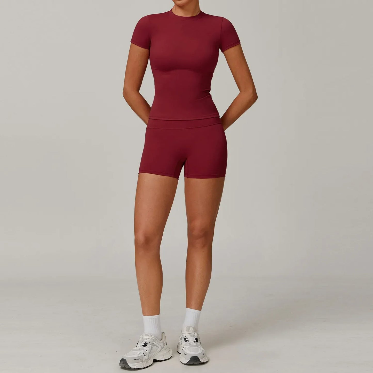 Sporty 2-Piece Ladies Workout Set