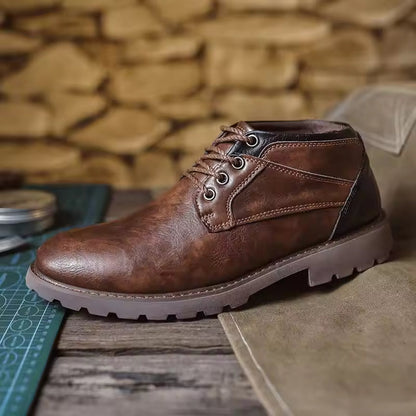 Durable Leather Lace Up Men's Boot - Strong Outsole