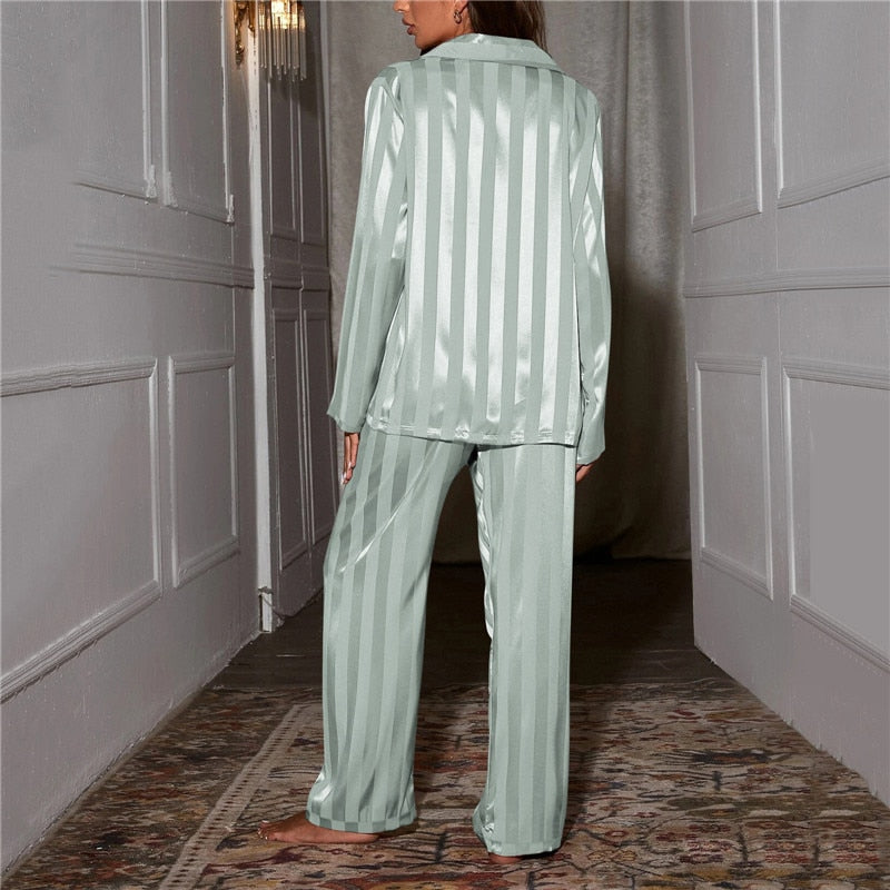 Ella – Women’s Cozy Comfortable Pajama Set