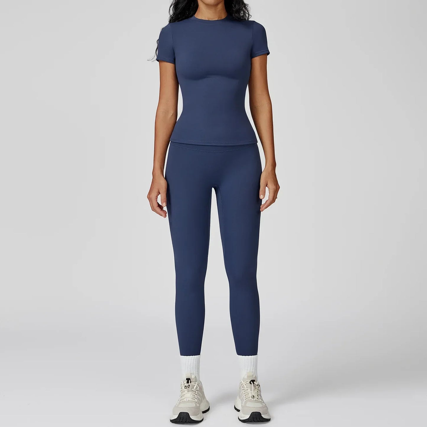 Sporty 2-Piece Ladies Workout Set