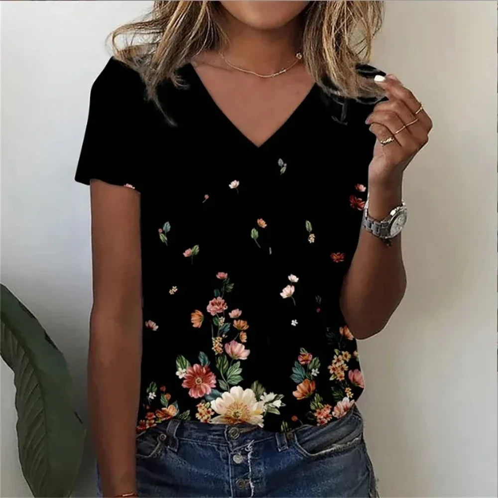 Relaxed Fit Women's Floral V-Neck Tee Shirt
