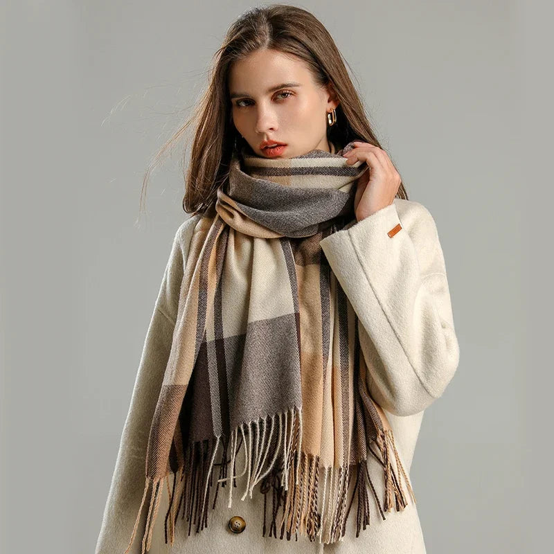Darla Women's Plaid Cashmere Scarf - OutfitLondon
