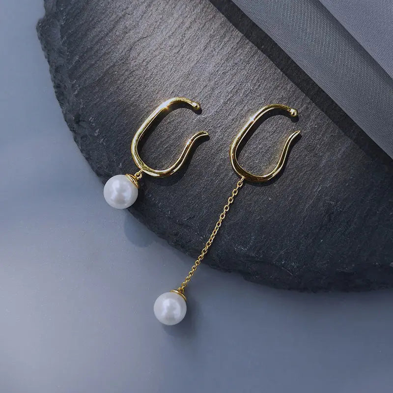 Monroe Women's Baroque Cuff Earrings
