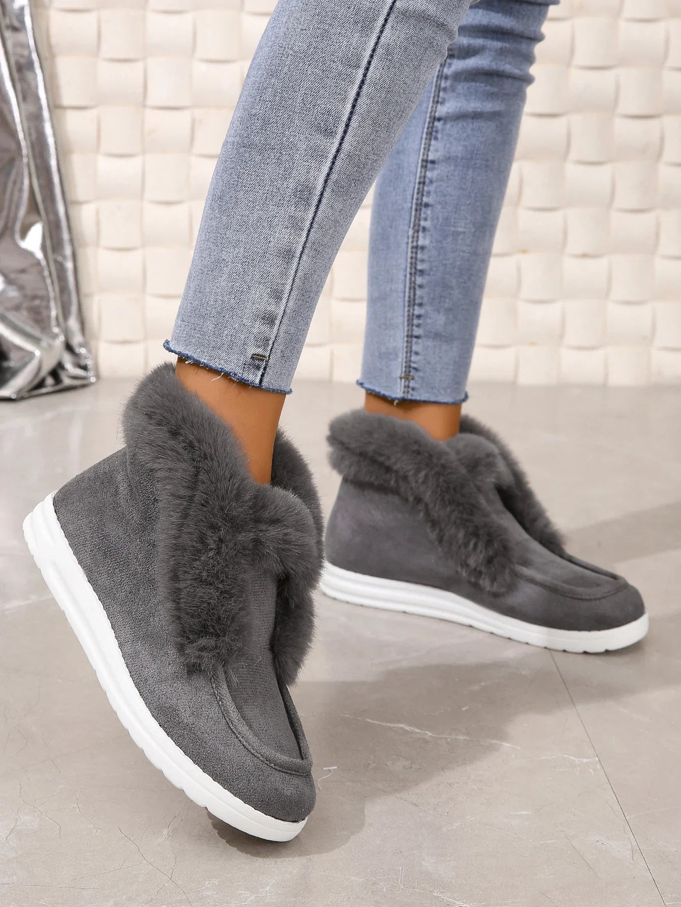 Cozy Faux Fur Winter Snow Boots for Women