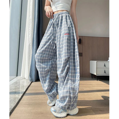 Fashionable Checked High Waisted Ladies Joggers