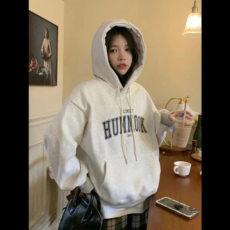 Relaxed Fit Graphic Hooded Sweatshirt