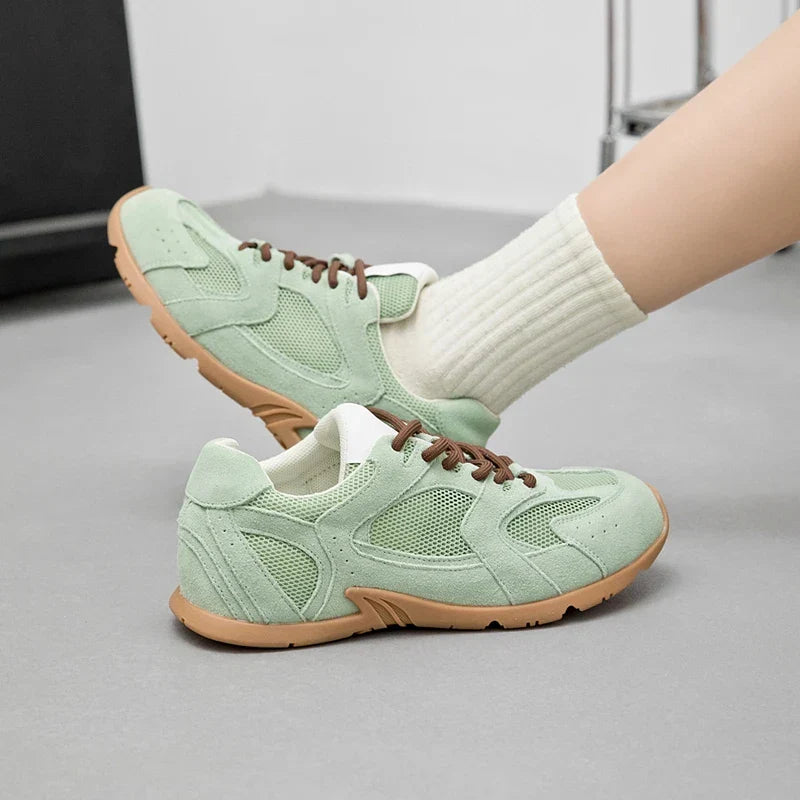 Timeless Retro Style Women's Leather Shoes - OutfitLondon