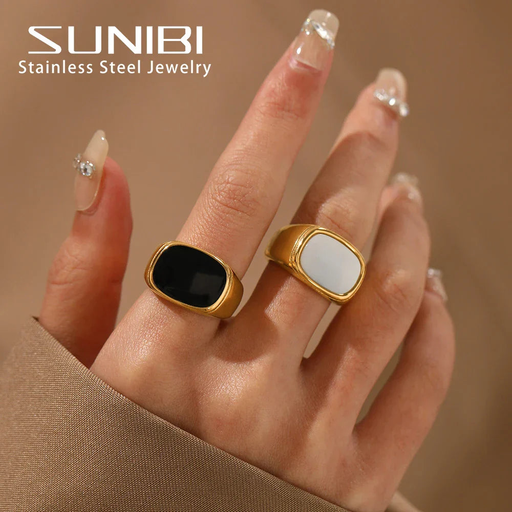 Timeless Coastal Statement Ring - OutfitLondon