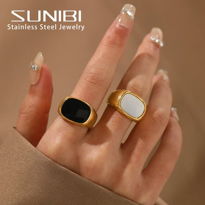Timeless Coastal Statement Ring - OutfitLondon