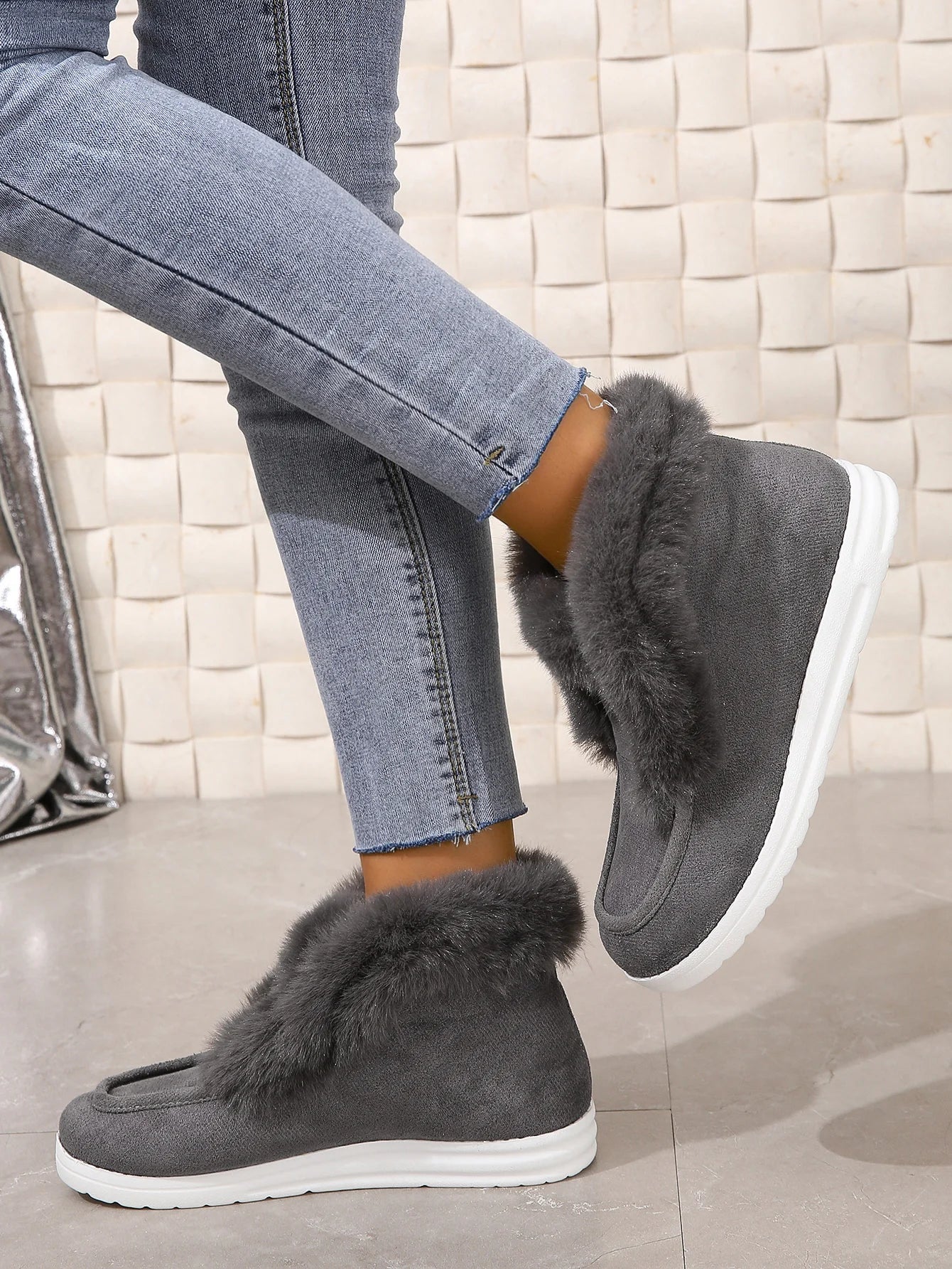 Cozy Faux Fur Winter Snow Boots for Women