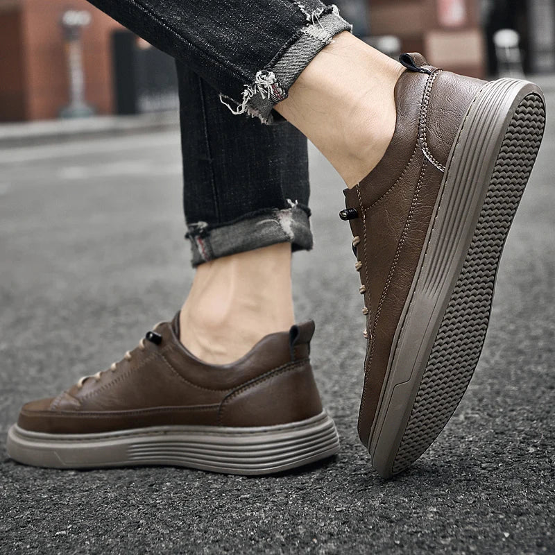 Casual Lace-Up Men's Low Top Shoes