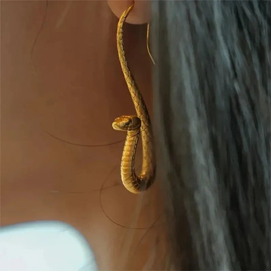 Sculpted Snake Earrings - OutfitLondon