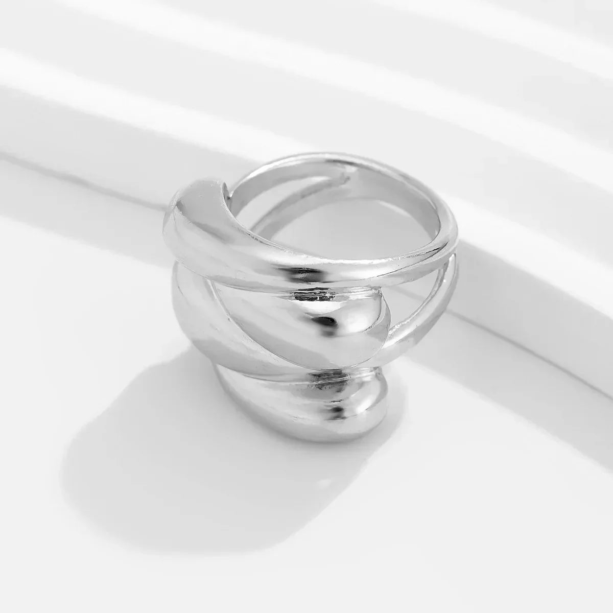 Athena Women's Geometric Polished Bangle