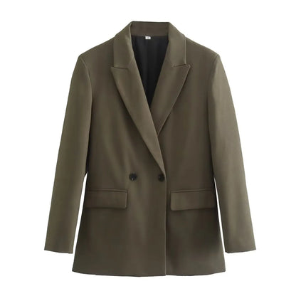 Timeless Tailored Ladies Coat with Pockets and Buttons