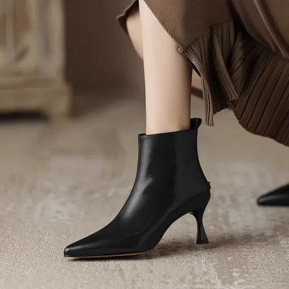 Stylish Cat Ankle Boots - OutfitLondon