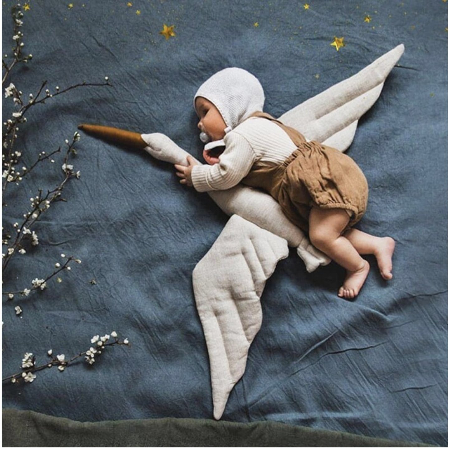 Delicate Colorful Baby Mobile with Soothing Movement
