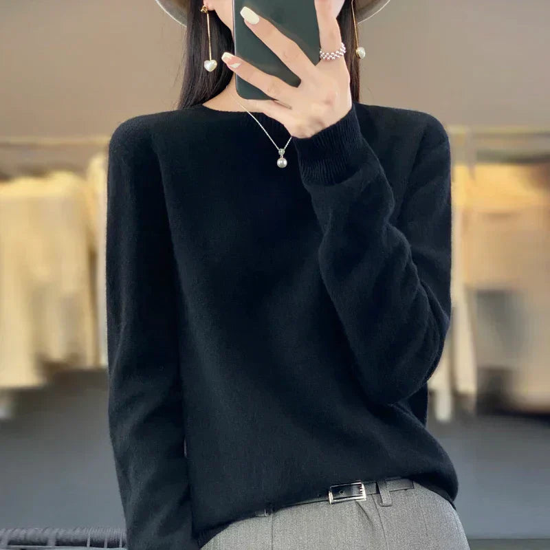 Cozy Ladies Classic Wool Pullover Sweater