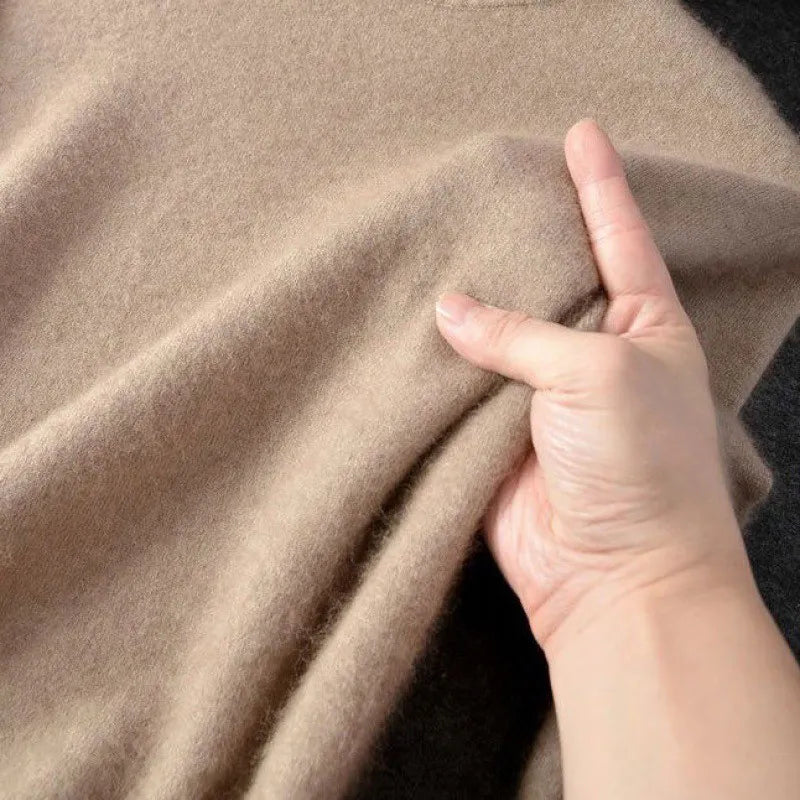 Luxurious Soft Cashmere Crew Neck Sweater for Men