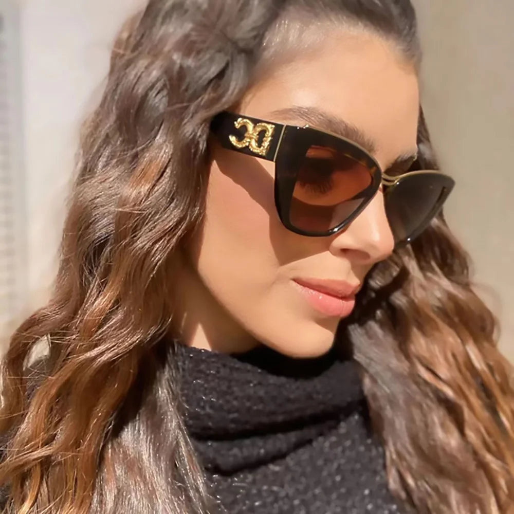 Fashion Women's Colorful Aviator Sunglasses - OutfitLondon