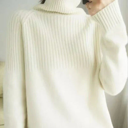 Warm Women's Classic Wool Crew Neck Sweater