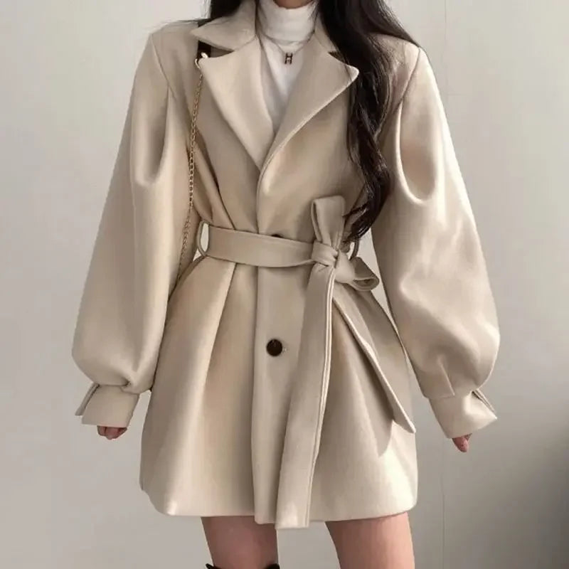 Slim Fit Women's Belted Short Trench Coat - OutfitLondon