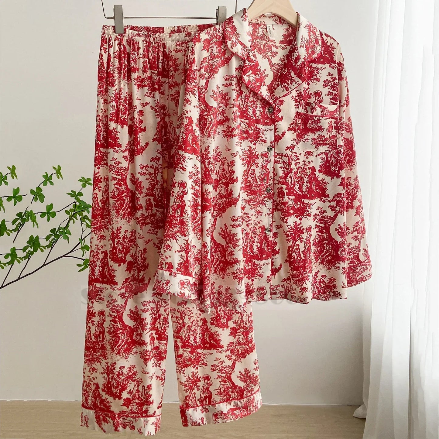 Women's Floral Pajama Set - OutfitLondon