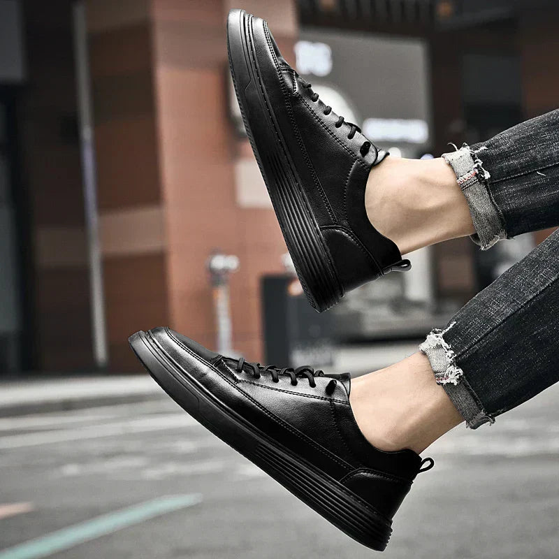Casual Lace-Up Men's Low Top Shoes