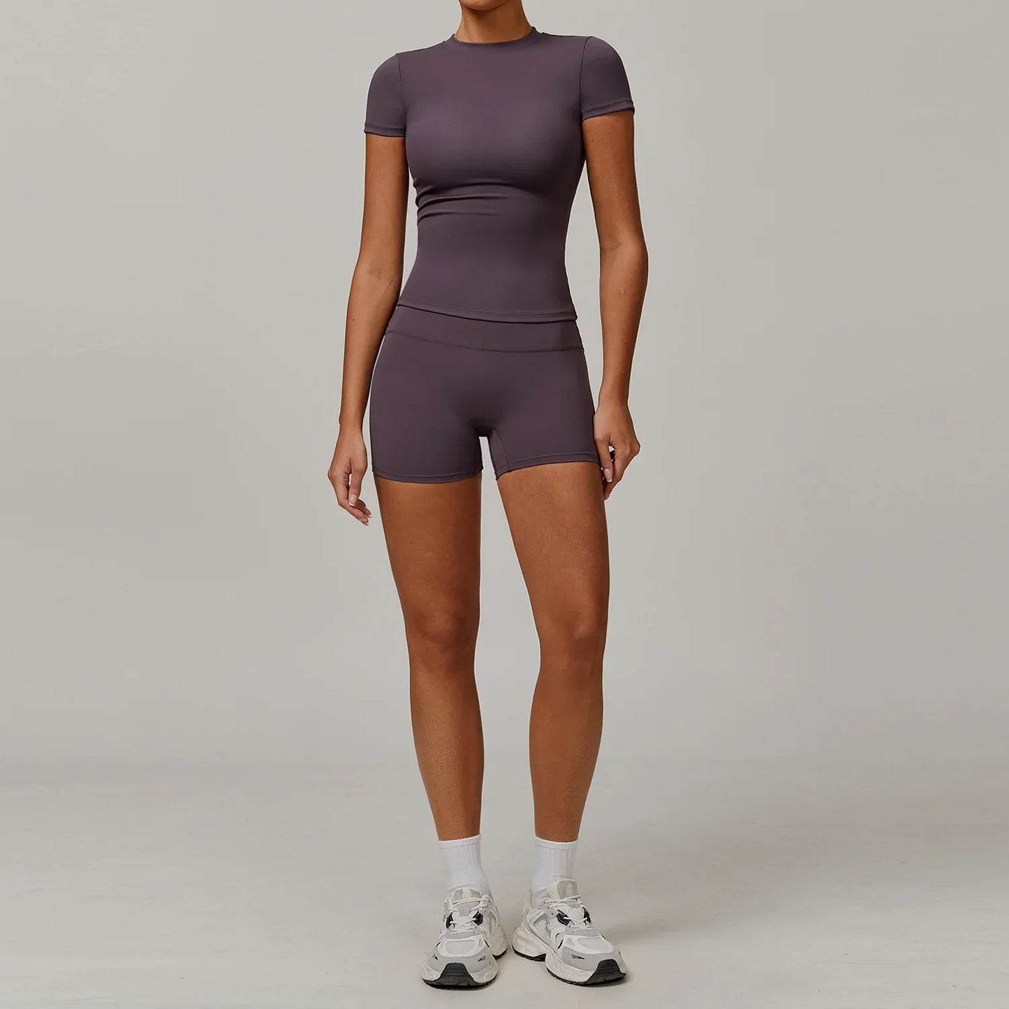 Sporty 2-Piece Ladies Workout Set