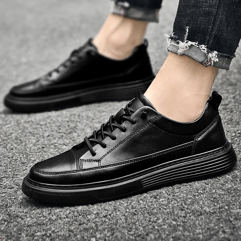 Casual Lace-Up Men's Low Top Shoes