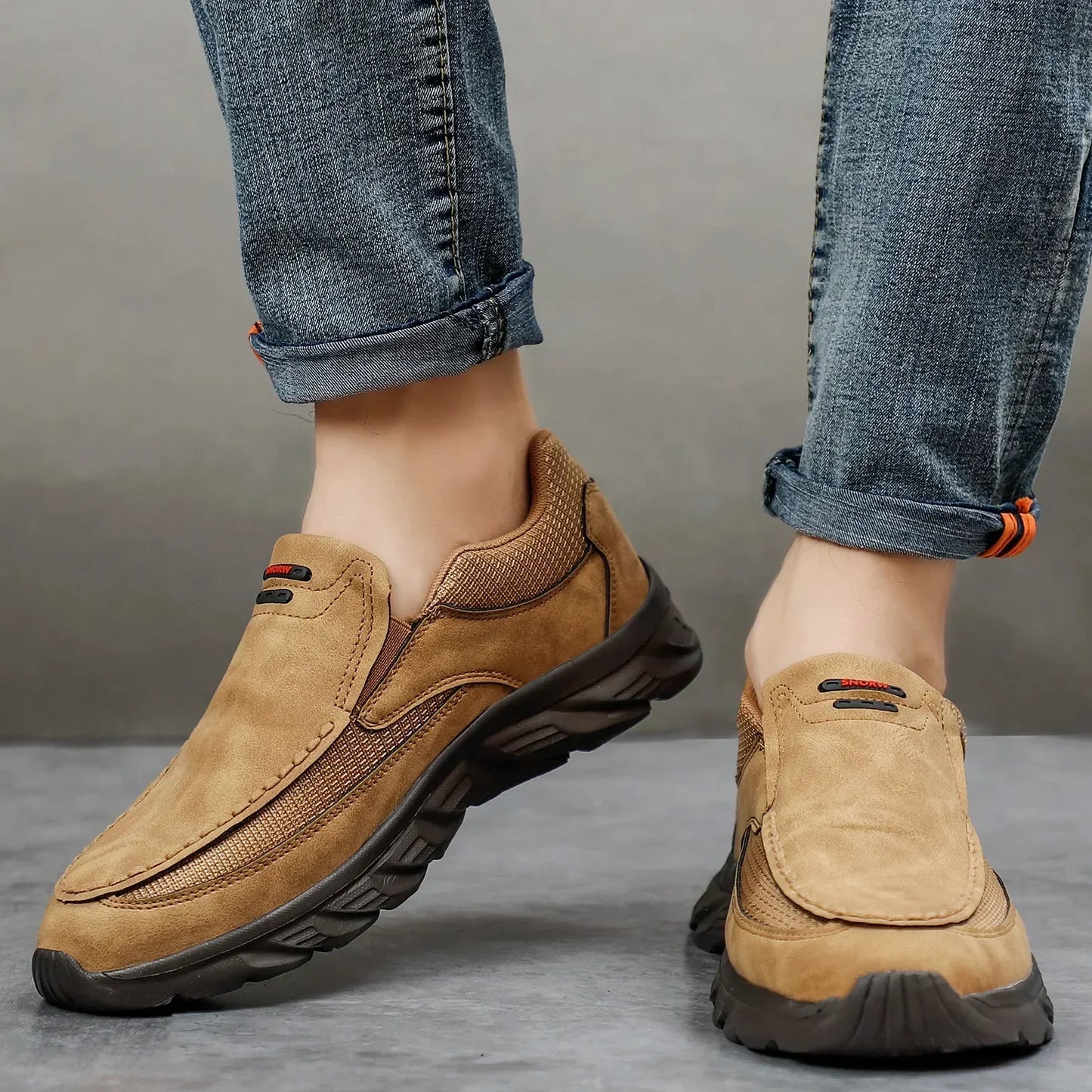 Lightweight Airy Sport Shoes