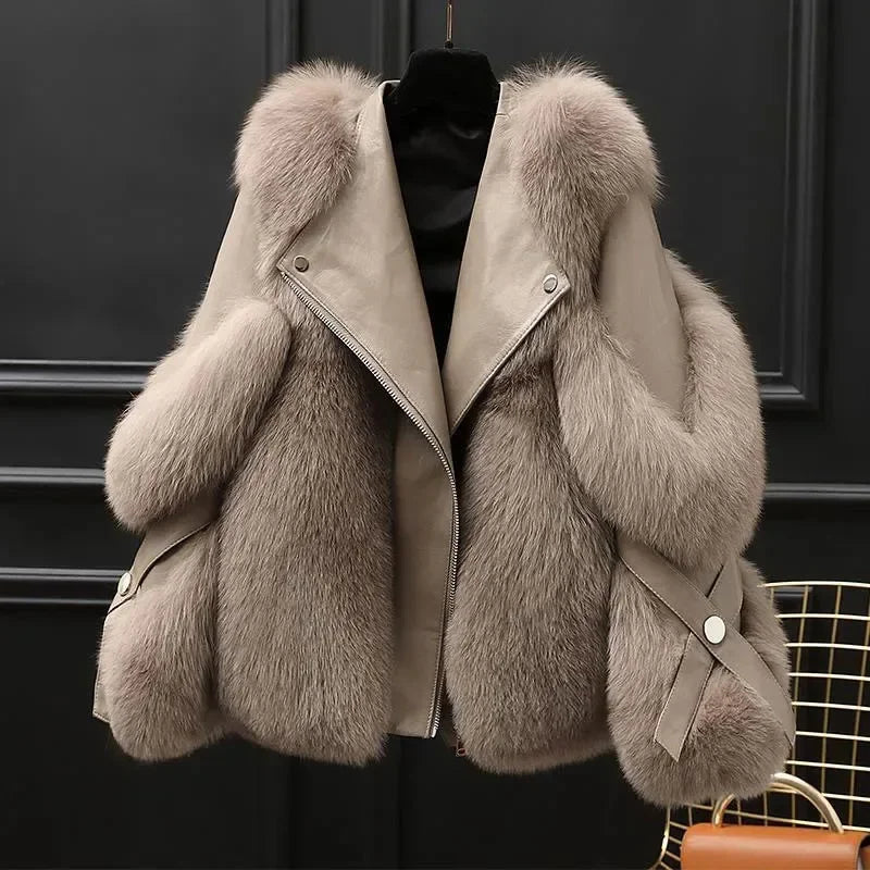 Luxury Faux Fur Jacket – Cozy Winter Parka