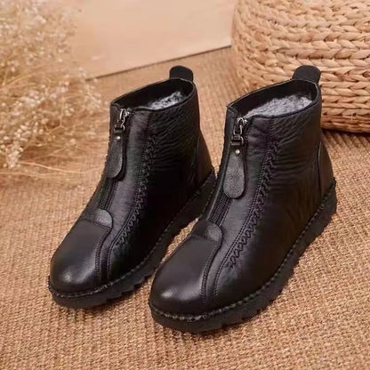 Insulated Women's Snow Boots - Waterproof and Grip Soles