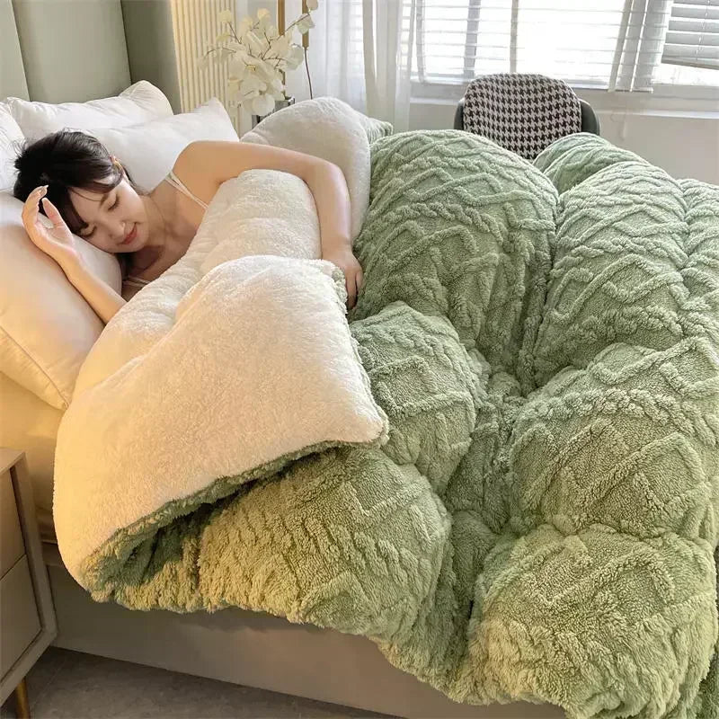 Soft Lamb Wool Warm Throw Blanket - OutfitLondon