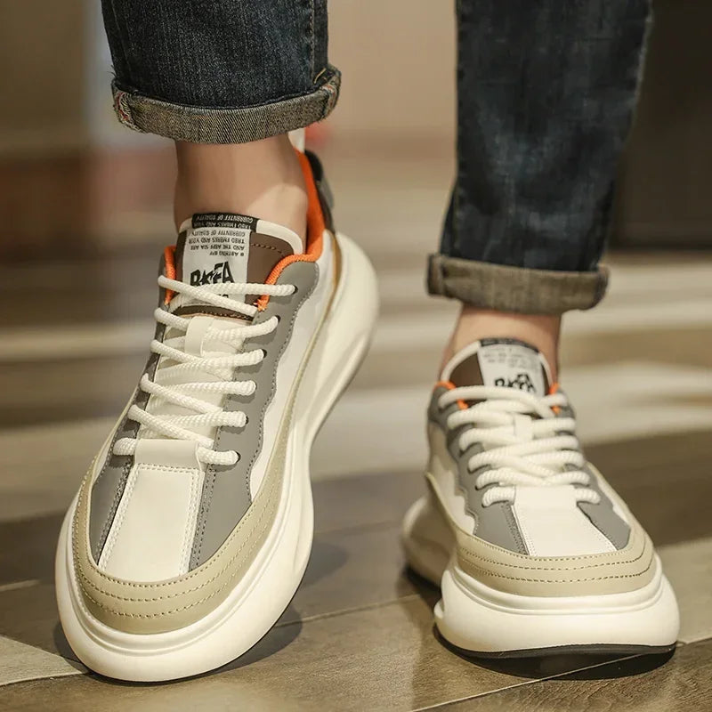 Fashionable Sports Shoes