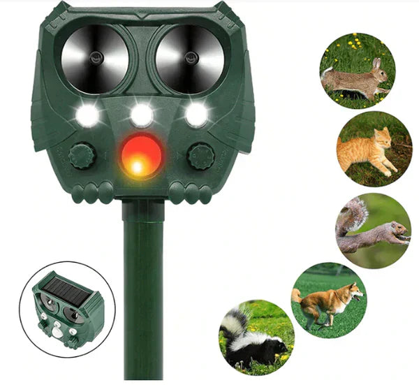 Automatic Solar Powered Pest Repeller With LED Light - OutfitLondon