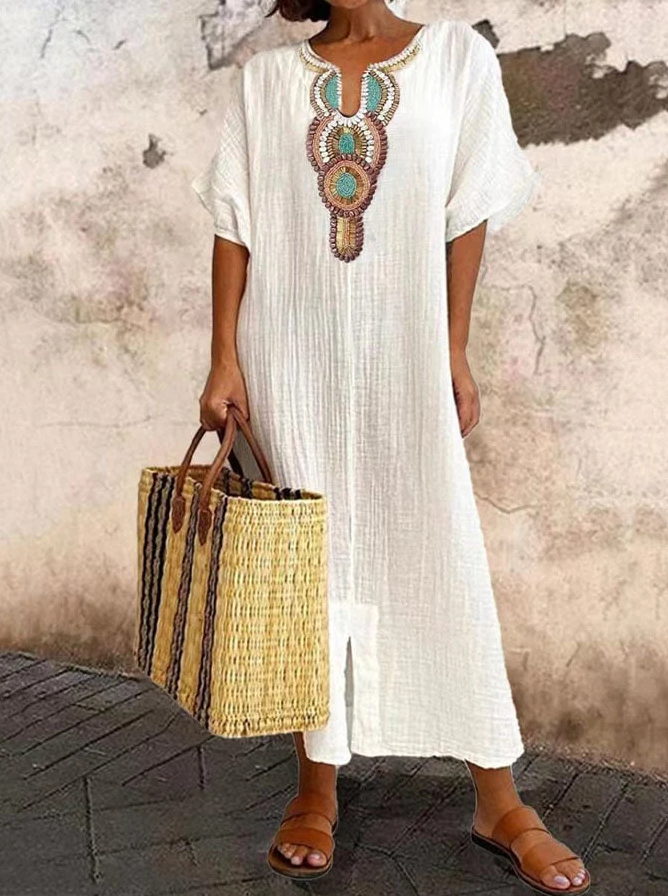 Lightweight Floral Maxi Dress with Chic Style - OutfitLondon