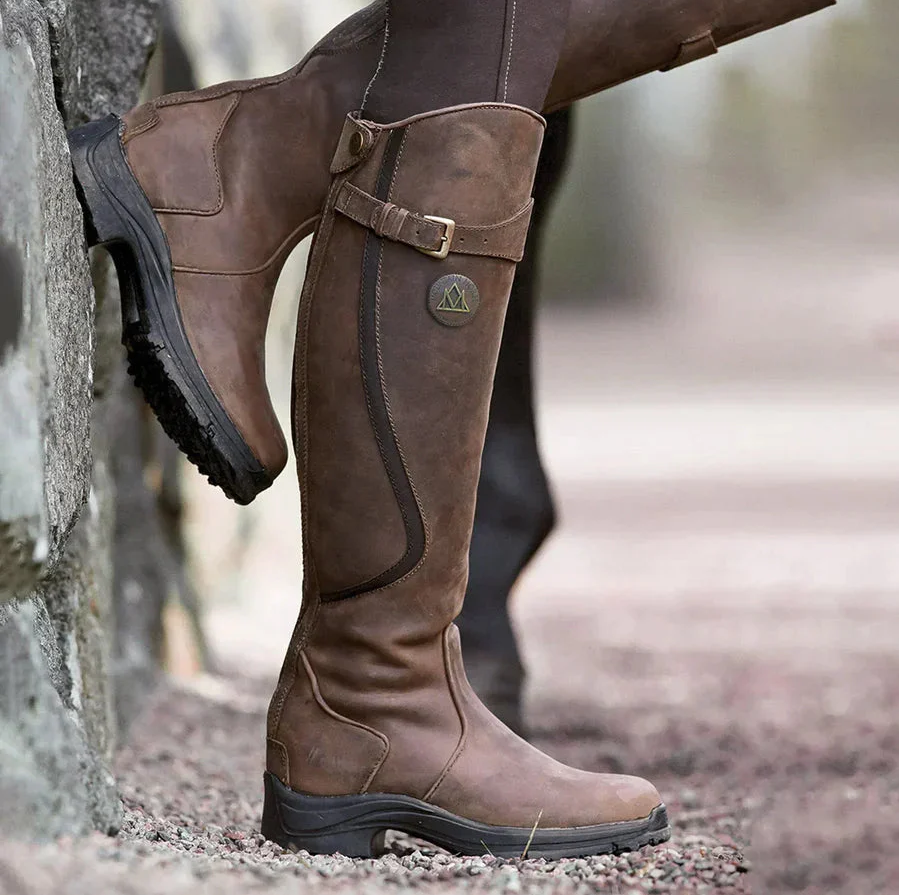 Waterproof Insulated Women's Hiking Boots - OutfitLondon