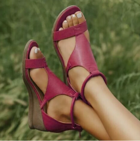Evelyn Sandals: Breathable and Ultra Comfortable - OutfitLondon