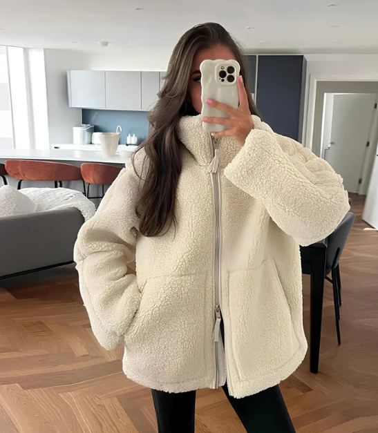 Soft Women's Large Fleece Zip Up Jacket - OutfitLondon