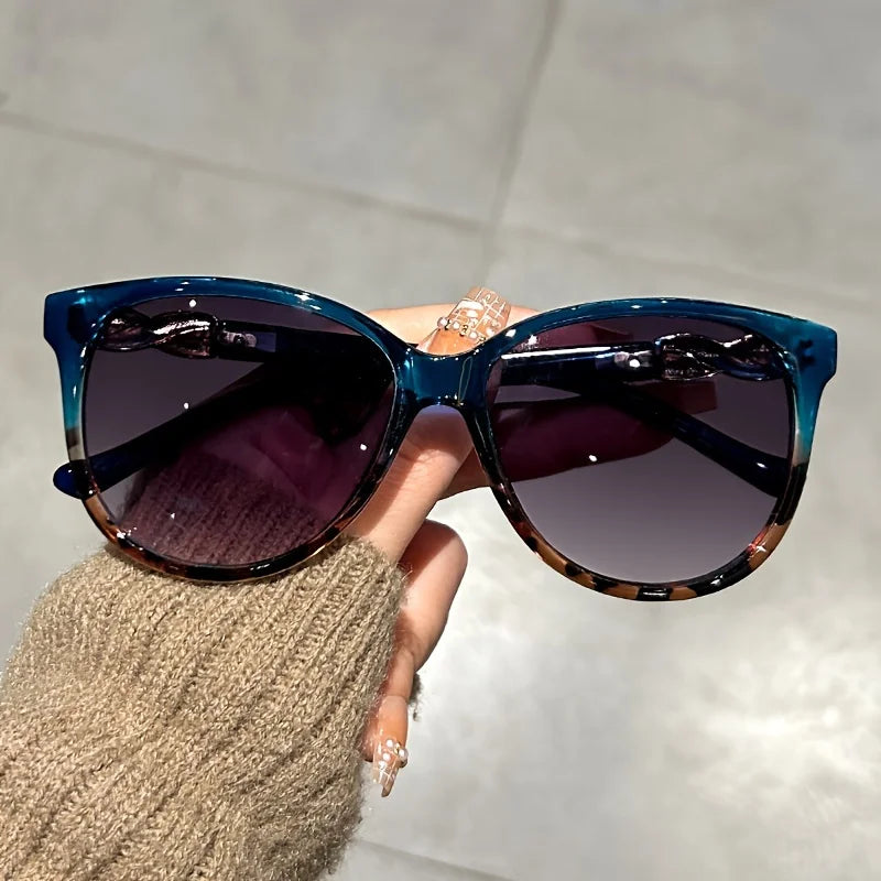 Trendy Ladies Floral Sunglasses - OutfitLondon