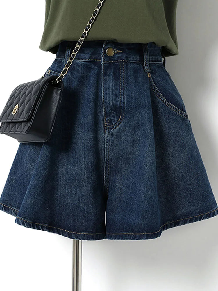Relaxed Fit Women's Distressed Denim Shorts - OutfitLondon