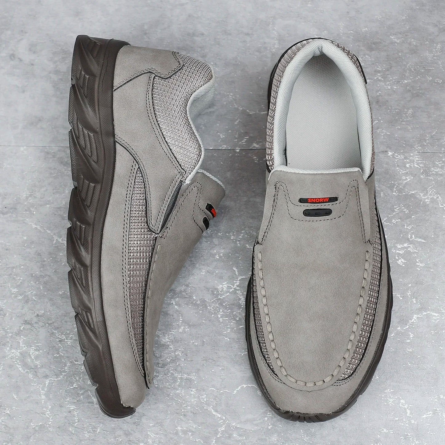 Lightweight Airy Sport Shoes