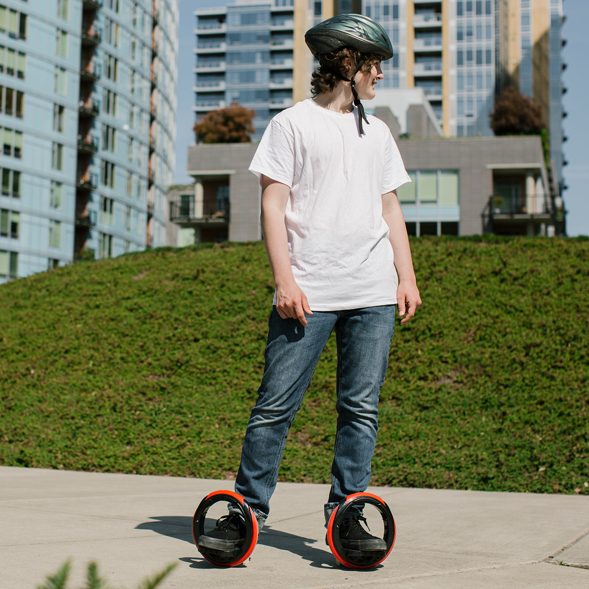 Fun Motorized Surf Skateboard Toy for Kids - OutfitLondon
