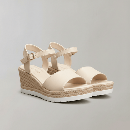 Elegant Heel Sandals with Buckle Detail