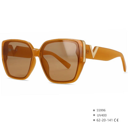 Trendy V-Logo Retro Sunglasses
