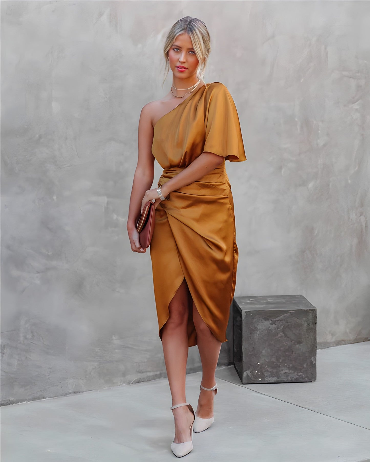 Elegant Ladies Special Occasion Dress