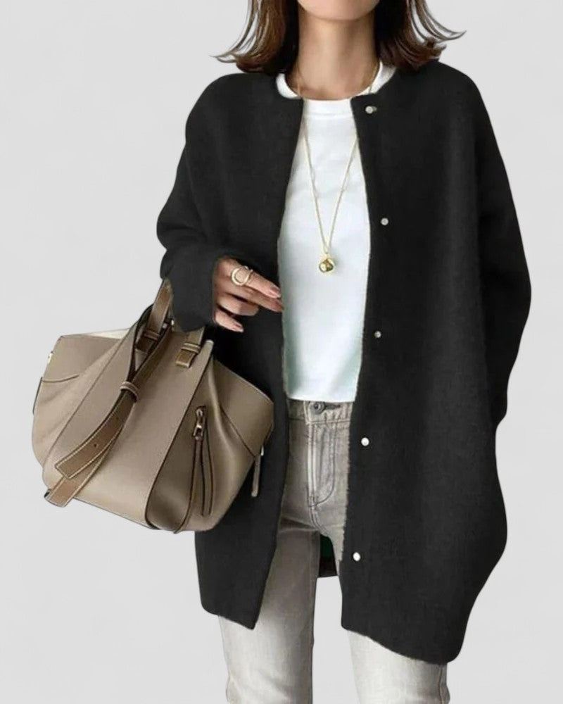 Cozy Oversized Women's Cardigan Sweater - OutfitLondon